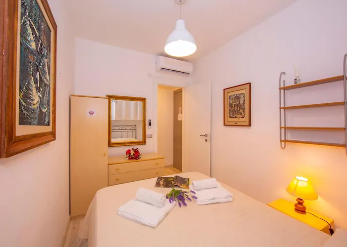 Casa Angerin Lägenhet Alassio